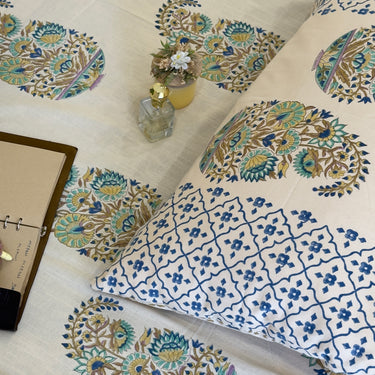 Aangan Handblock Slub Cotton Bedsheet King Size | top view