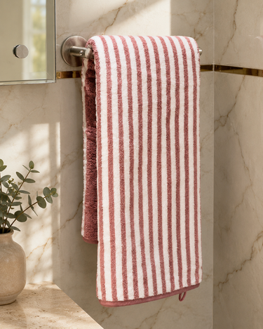 Berry Butter Toast Feather Soft Gifting Towel Set | Set of 8 | towel view