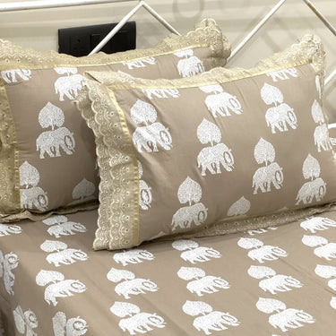 Brown Elephant 400TC Pure Cotton Bedsheet with Lace Pillow Covers | King Size | side view