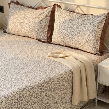 Brown Mauve Floral Soft Cotton Feel Double Bed Bedsheet Set with Lace Detailed Pillow Covers (250 x 270 cm) | full creative view