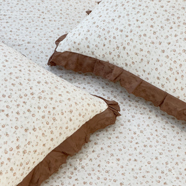 Brown Rose Soft Cotton Feel Double Bed Bedsheet Set with Lace Detailed Pillow Covers (250 x 270 cm) | focus view