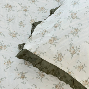 Champagne Rose Soft Cotton Feel Double Bed Bedsheet Set with Lace Detailed Pillow Covers (250 x 270 cm) | focus view