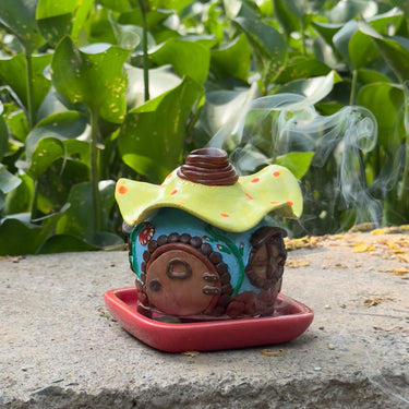 Cute Cottage Dhoop Stand | full view 