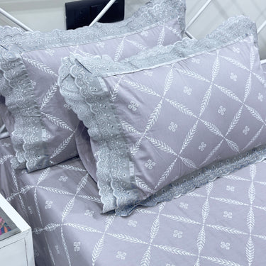 Diwali Hamper – Mauve leafy bedsheet & Special Handcrafted Products by Mothers | mauve bedsheet image