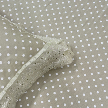 Green Polka Dot 400TC Cotton Bedsheet | focus view