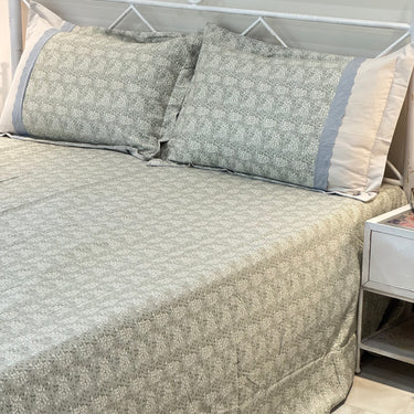 Green leaf Soft Cotton Feel Double Bed Bedsheet Set with Lace Detailed Pillow Covers (250 x 270 cm) | full view