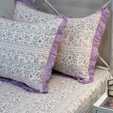 Gulpatri Lilac Print 400TC Cotton Bedsheet with brown lace | King Size | side view