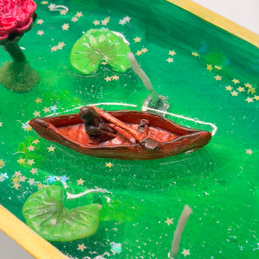 Handmade Gel Wax Candle with Lotus & Boat Design | Artistic Oval Centerpiece closeup view