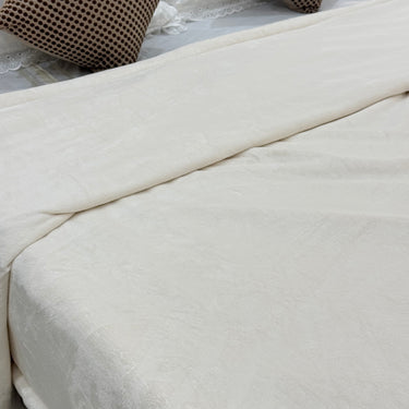 Ivory Super Soft Plush Blanket – Single Layer overall view