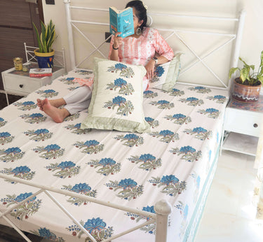 Lotus Handblock Print 400tc cotton bedsheet | Creative shot