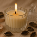 Musk Scented Soy Wax Candle | focus view