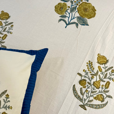 Neel Phool Handblock Print  400 TC Pure Cotton Handcked Bedsheet (King Size) | focused view