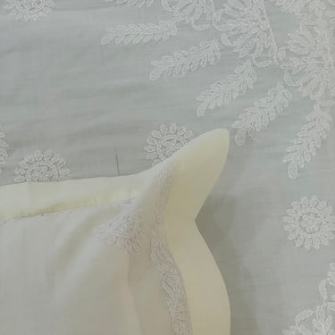 Noor Booti Hand-Embroidered Chikankari 3-Piece Set | focus view