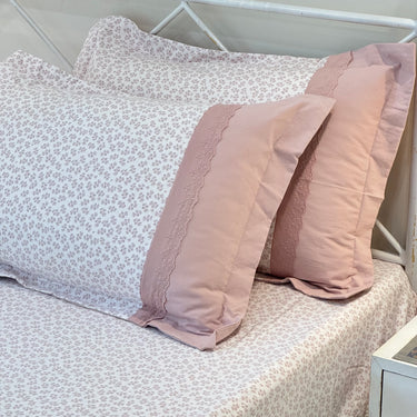 Peachy Leaf Soft Cotton Feel Double Bed Bedsheet Set with Lace Detailed Pillow Covers (250 x 270 cm) | pillow view