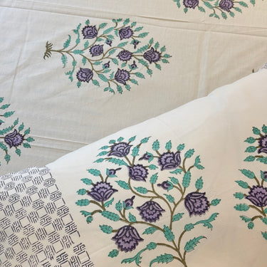 Phool Jharokha Handblock Print  400 TC Pure Cotton Handcked Bedsheet (King Size) | focus handblock view