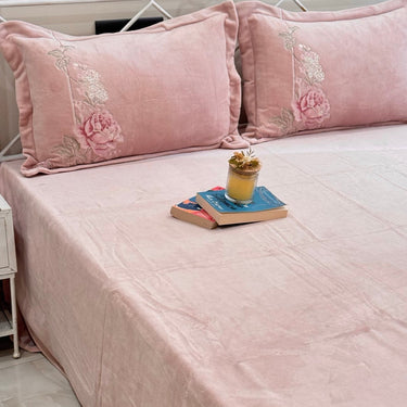 Rose Pink Embroidered Warm Velvet Bedsheet Set | side view