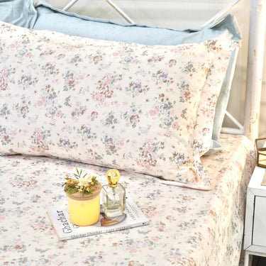 Vintage Pastel Floral King Size Bedsheet Set (5 Pieces) with 4 Pillow Covers | side view