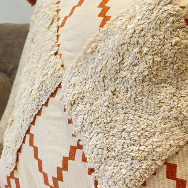 diamond box tufted cushion cover | Close View