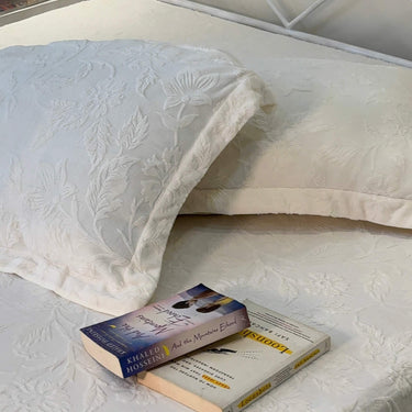 white warm self design bedsheet | close view